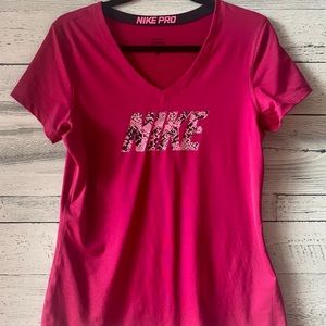 Nike Pro Dri fit t-shirt • Size M